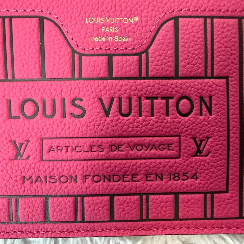 Louis Vuitton Inside Out Fuchsia Pouch - Picture 4 of 16